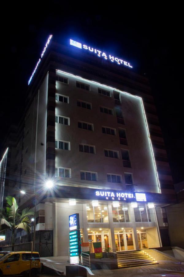 Suita Hotel Yaounde Ngoại thất bức ảnh